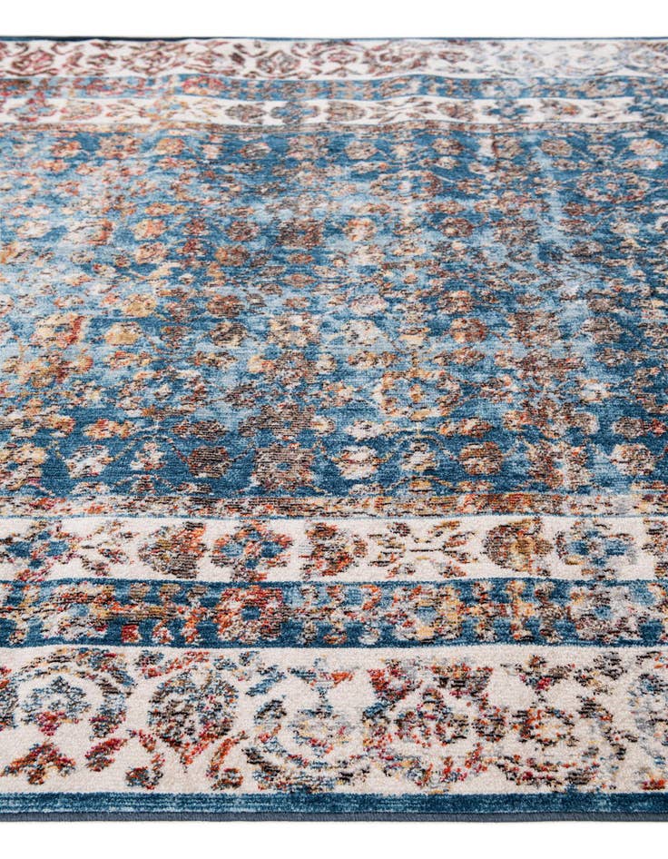Detail image of  5' 2 x 7' 8 Fleur Rug