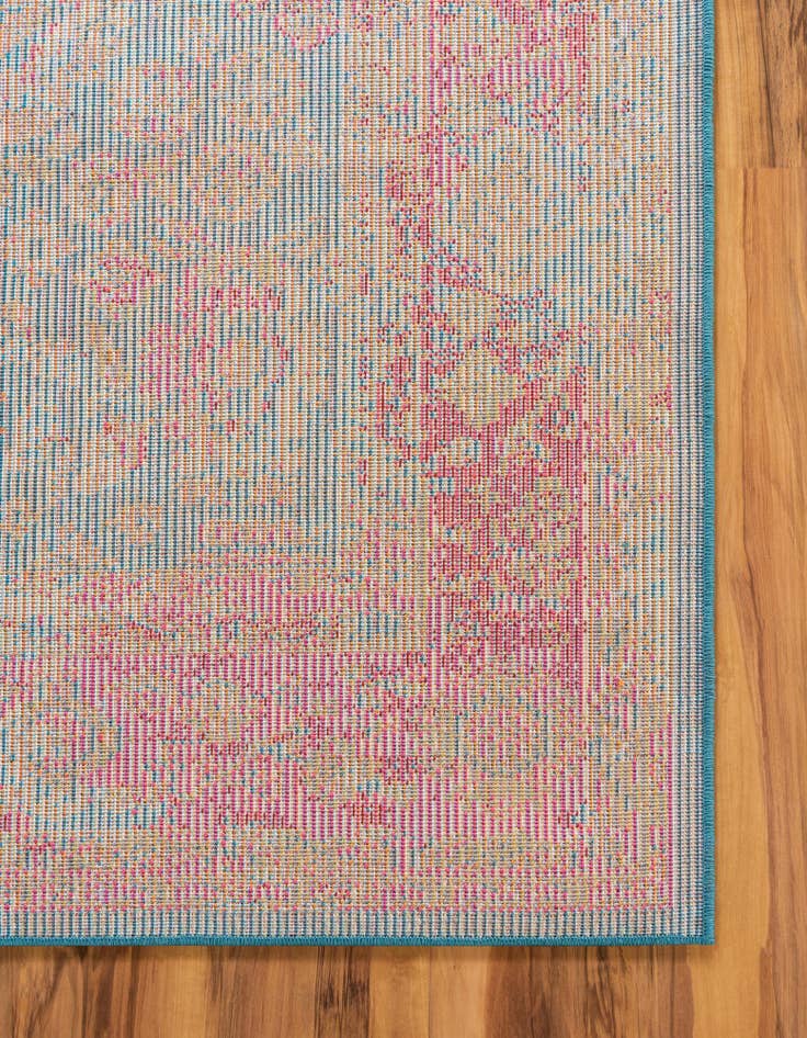 Detail image of  4' x 6'  Washable Fleur Rug