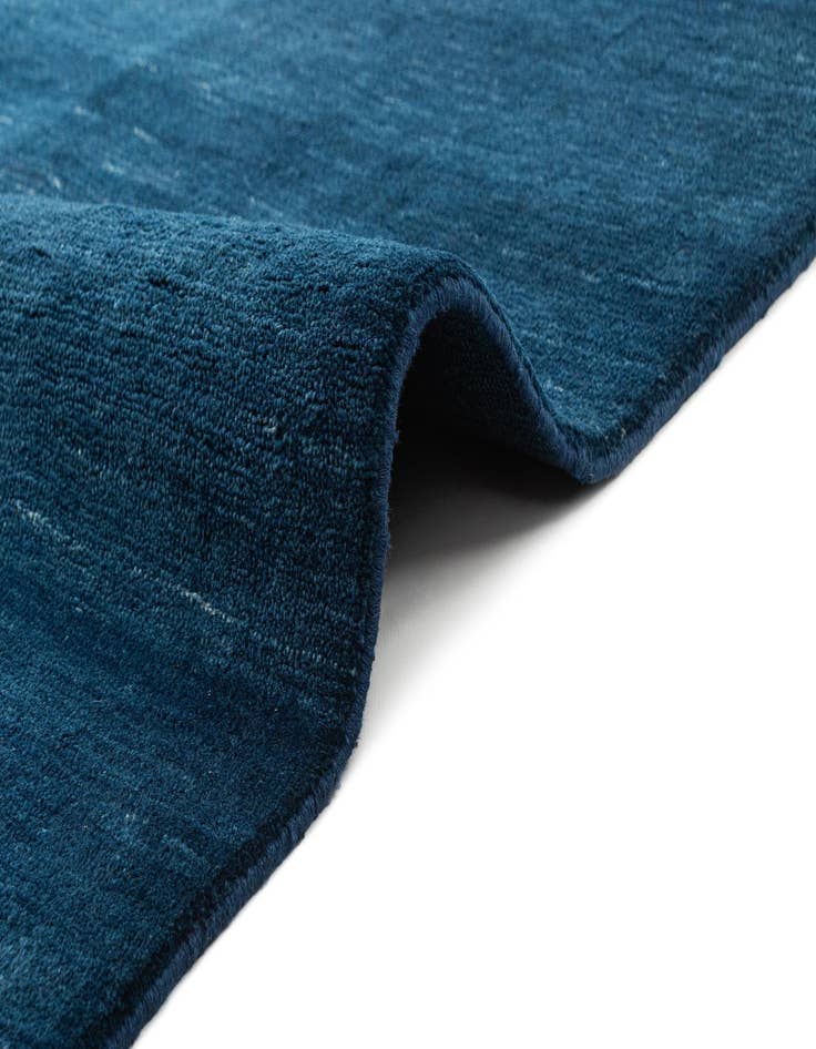 Detail image of  5' 1 x 6' 2 Gabbeh Shouli Rug