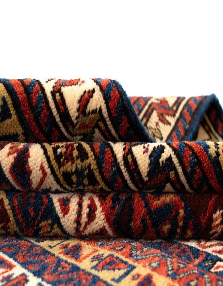 Detail image of 4' 2 x 5' 5 Hand Knotted Ghashghai Persian Rug