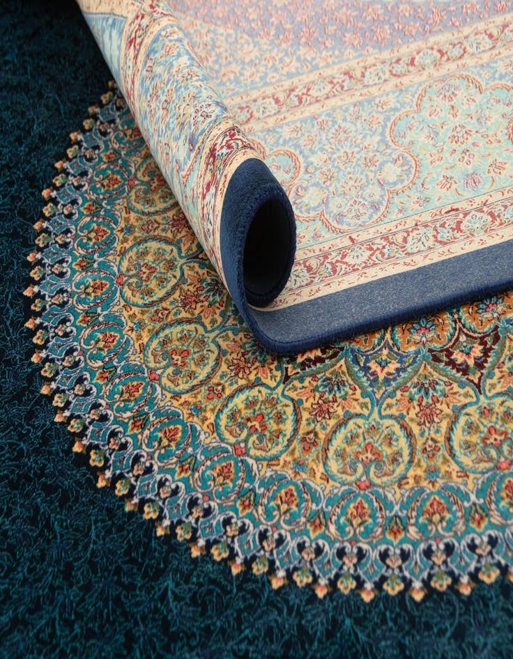 Detail image of  4' 9 x 7' 5 Ghom Design Rug