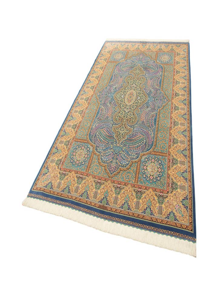 Detail image of  6' 6 x 9' 7 Ghom Design Rug