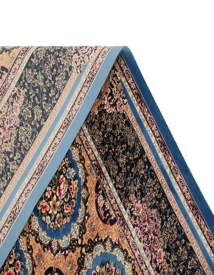 Detail image of  6' 6 x 9' 7 Ghom Design Rug