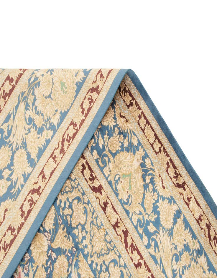 Detail image of  6' 8 x 9' 10 Ghom Design Rug