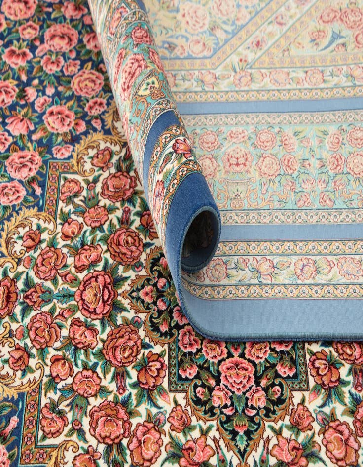 Detail image of  6' 6 x 9' 8 Ghom Design Rug