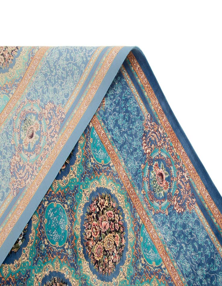 Detail image of  6' 6 x 9' 7 Ghom Design Rug