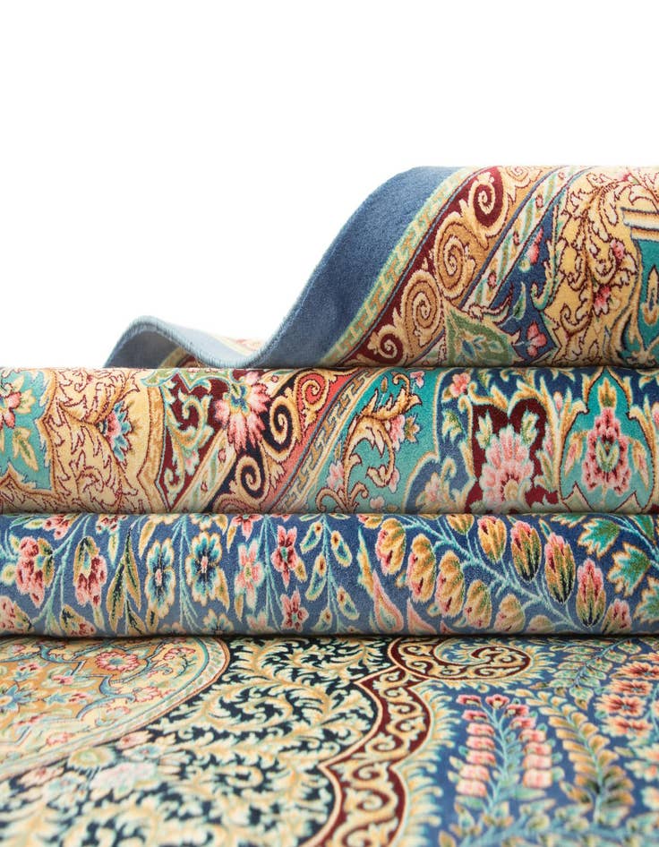 Detail image of  6' 6 x 9' 8 Ghom Design Rug