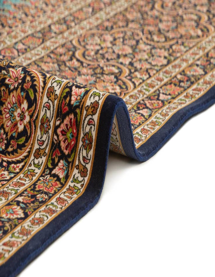 Detail image of  8' 1 x 11' 4 Ghom Design Rug