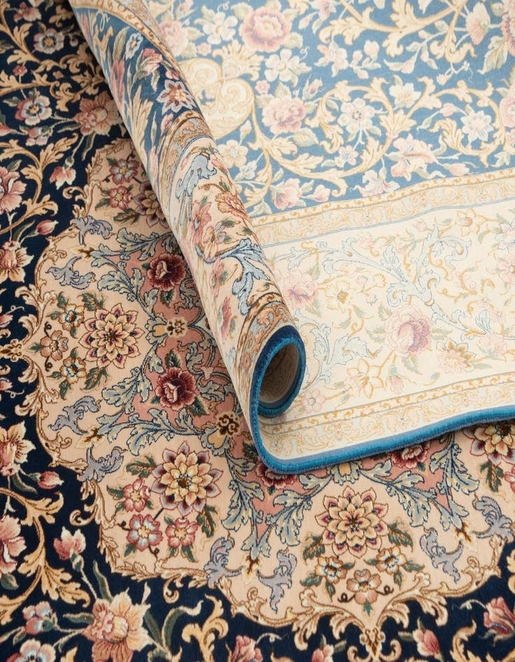 Detail image of  4' 10 x 7' 1 Ghom Design Rug