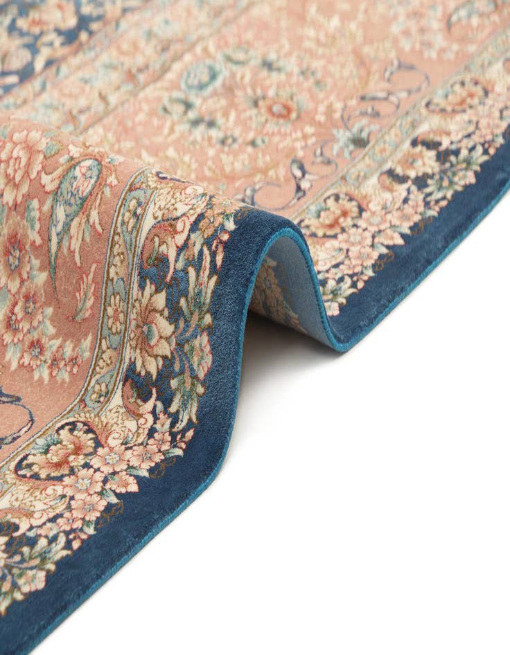 Detail image of  7' 11 x 11' 1 Ghom Design Rug