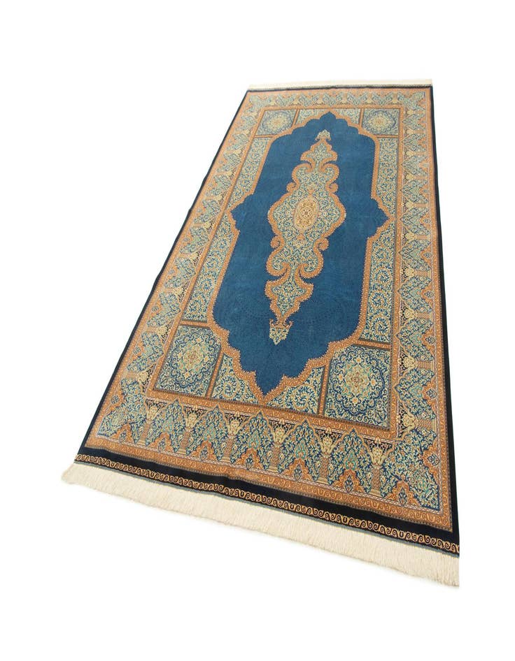 Detail image of  6' 6 x 9' 8 Ghom Design Rug