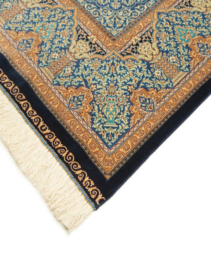 Detail image of  6' 6 x 9' 8 Ghom Design Rug