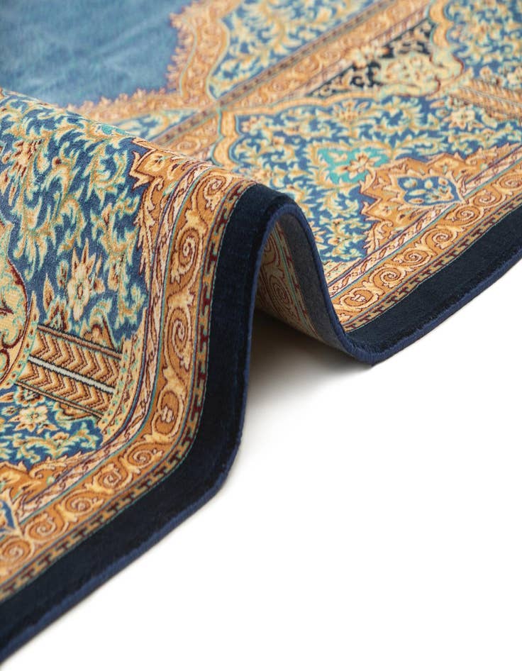 Detail image of  6' 5 x 9' 7 Ghom Design Rug