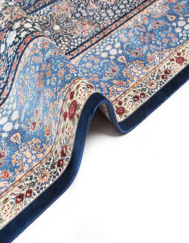 Detail image of  6' 7 x 9' 10 Ghom Design Rug