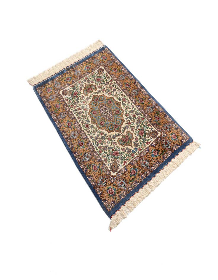 Detail image of  2' 7 x 3' 9 Ghom Silk Rug