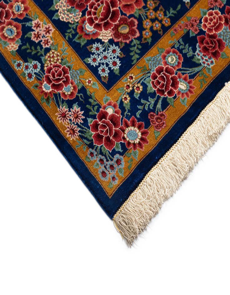 Detail image of  2' 6 x 4' 2 Ghom Silk Rug