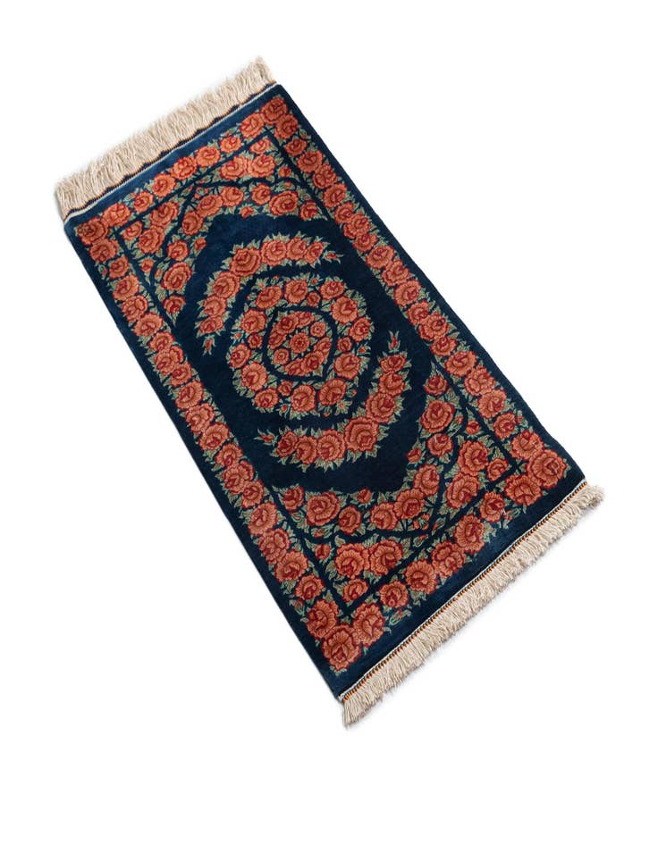 Detail image of  1' 6 x 2' 11 Ghom Silk Rug