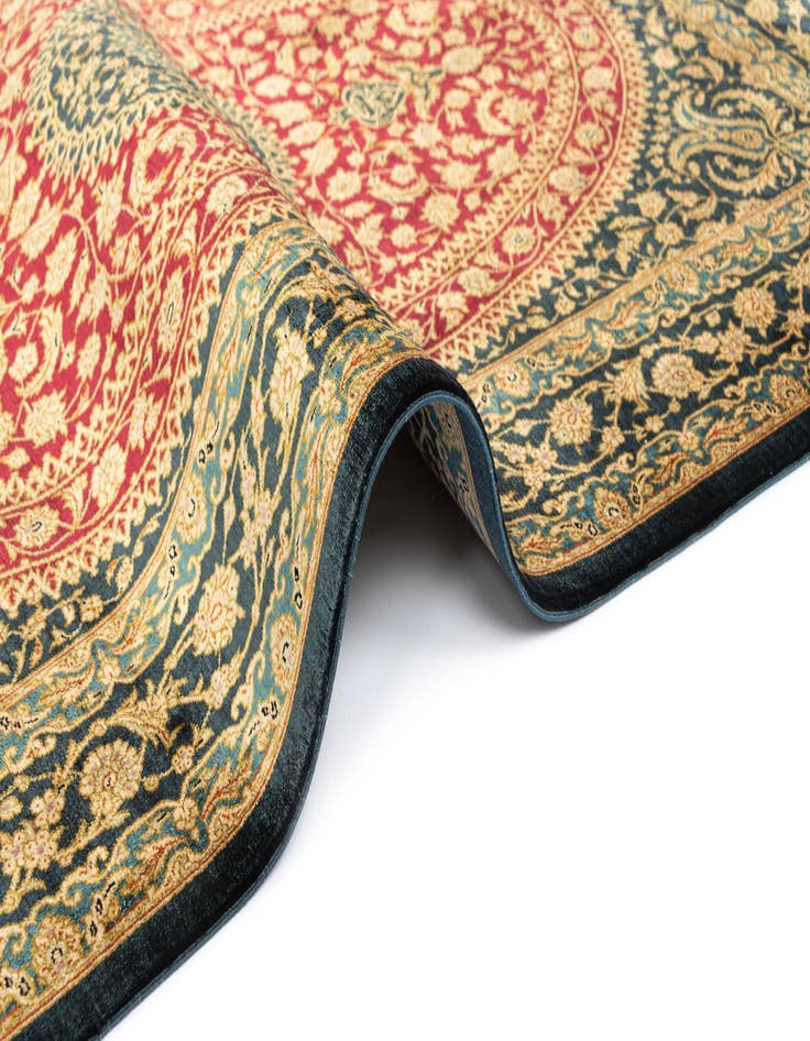 Detail image of  2' 7 x 3' 10 Ghom Silk Rug