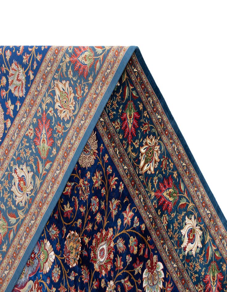 Detail image of  6' 7 x 9' 9 Ghom Silk Rug