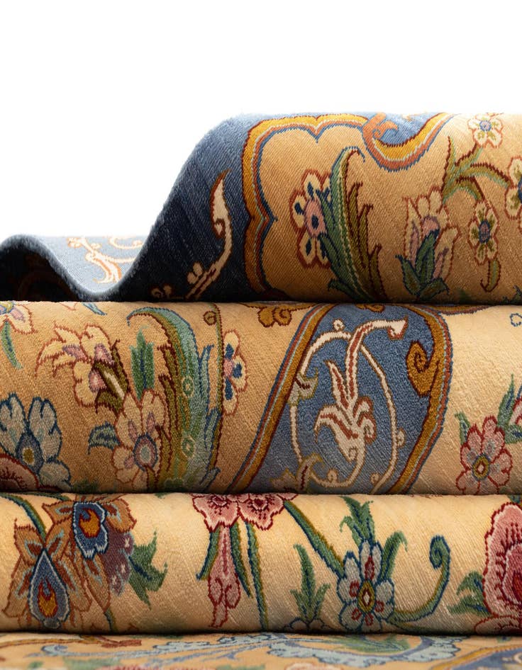 Detail image of  6' 6 x 8' 1 Ghom Silk Rug