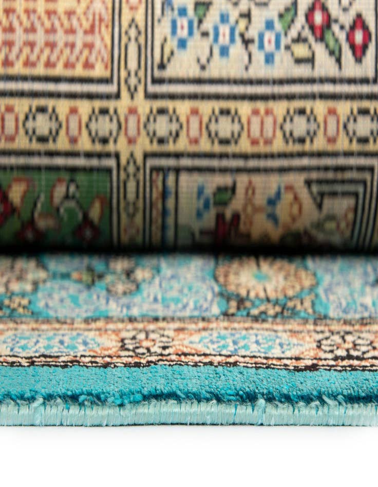 Detail image of  2' 6 x 3' 11 Ghom Silk Rug