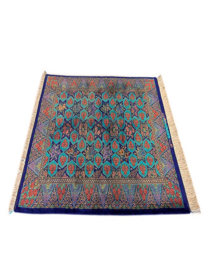 Detail image of  3' 3 x 4' 9 Ghom Silk Rug