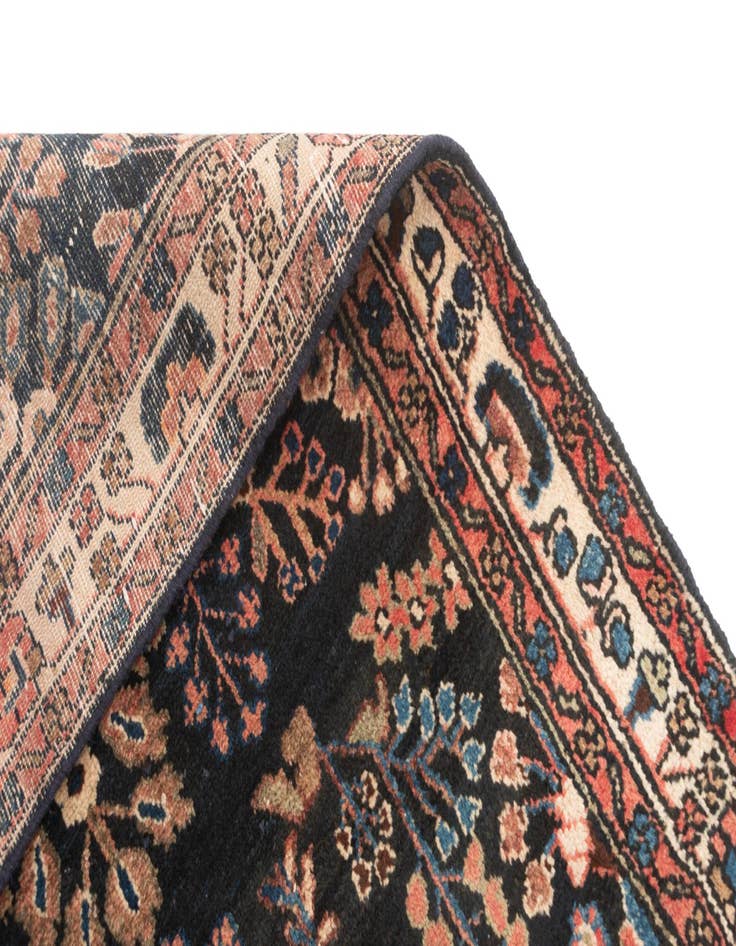 Detail image of  3' 7 x 9' 9 Hamedan Rug
