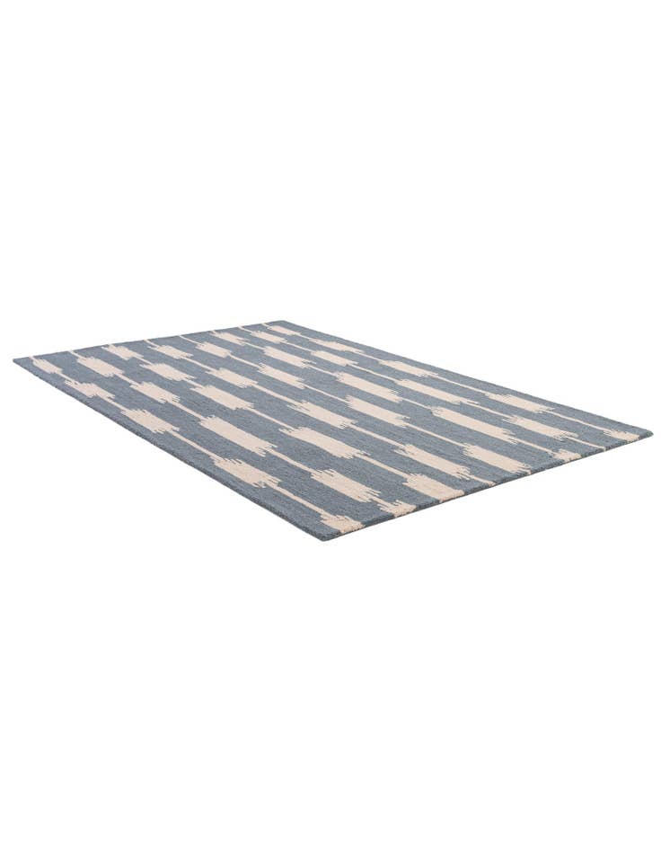 Detail image of  5' 1 x 8' 1 Hand Tufted Wool Rug