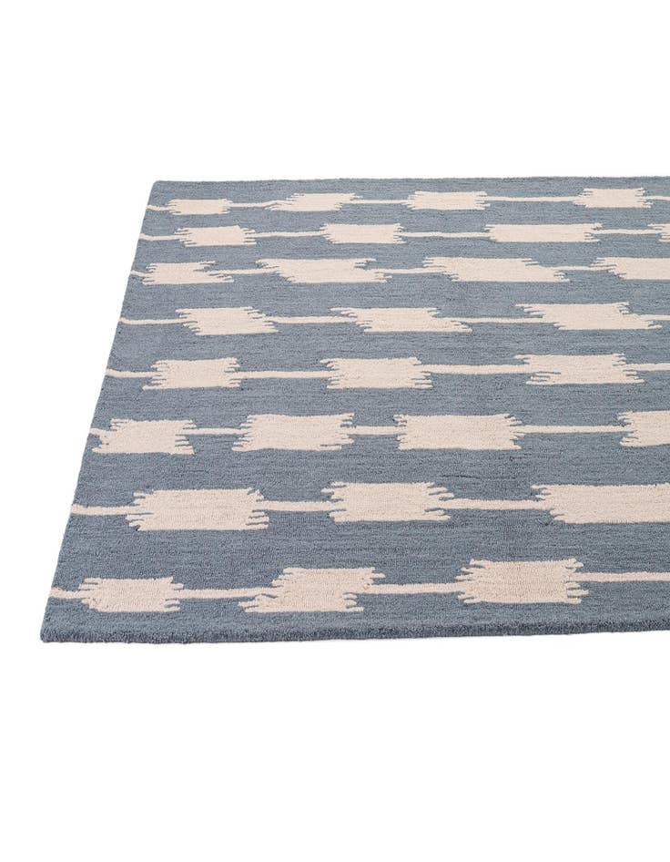 Detail image of  5' 1 x 8' 1 Hand Tufted Wool Rug