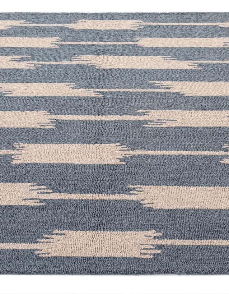 Detail image of  5' 1 x 8' 1 Hand Tufted Wool Rug