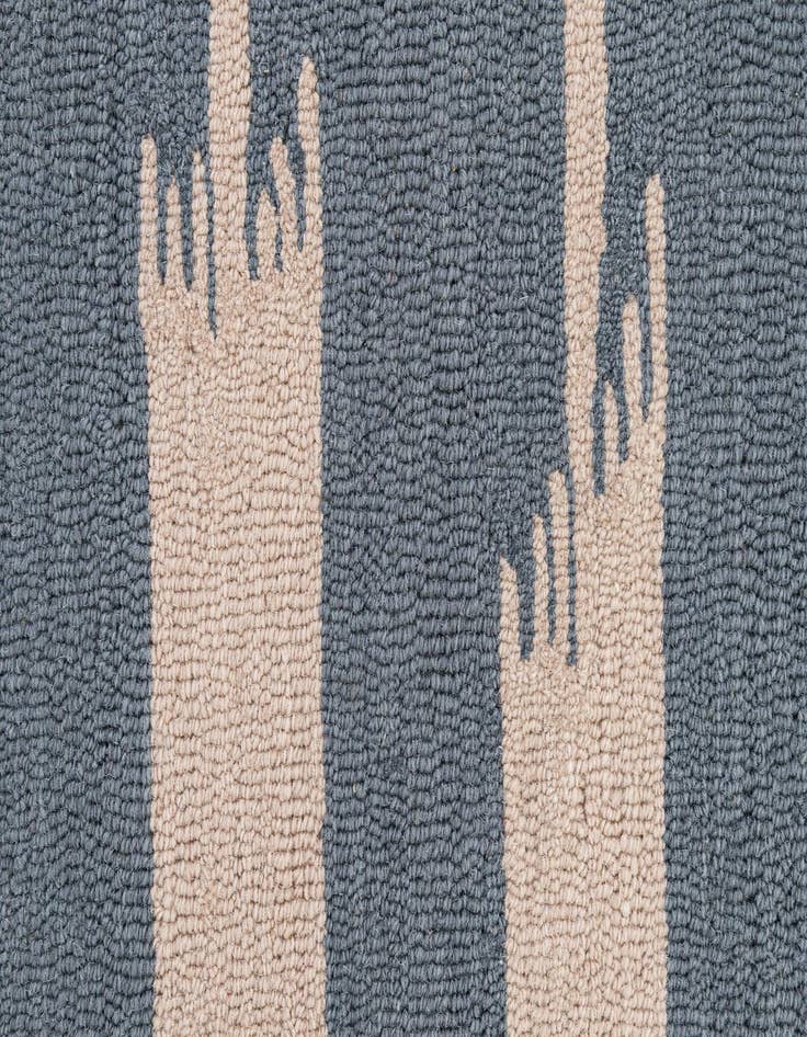 Detail image of  5' 1 x 8' 1 Hand Tufted Wool Rug