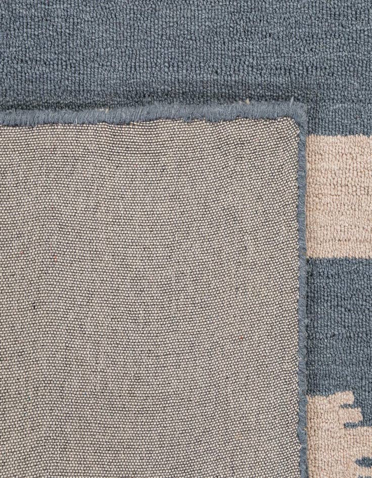 Detail image of  5' 1 x 8' 1 Hand Tufted Wool Rug