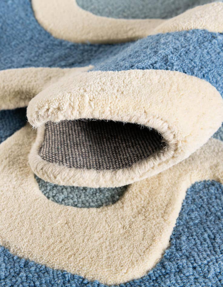 Detail image of  7' 10 x 10' Happy Rugs Wiggles Wool