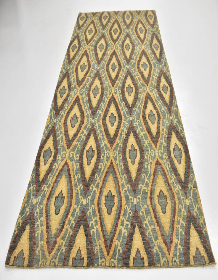 Detail image of  5' 7 x 10' 8  Hand Knotted Ikat Rug