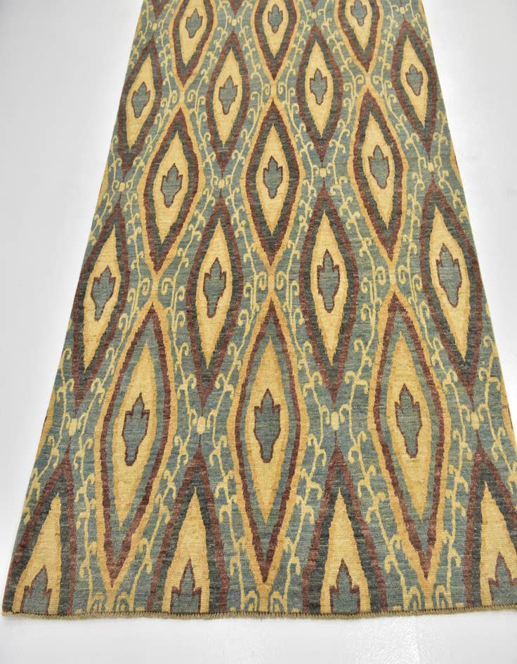 Detail image of  5' 7 x 10' 8  Hand Knotted Ikat Rug