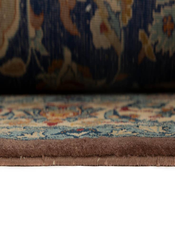 Detail image of  3' 4 x 5' 1  Hand Knotted Isfahan Persian Rug