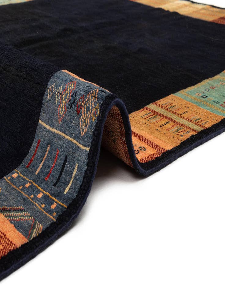 Detail image of  6' 6 x 9' 9 Juma Wool Rug