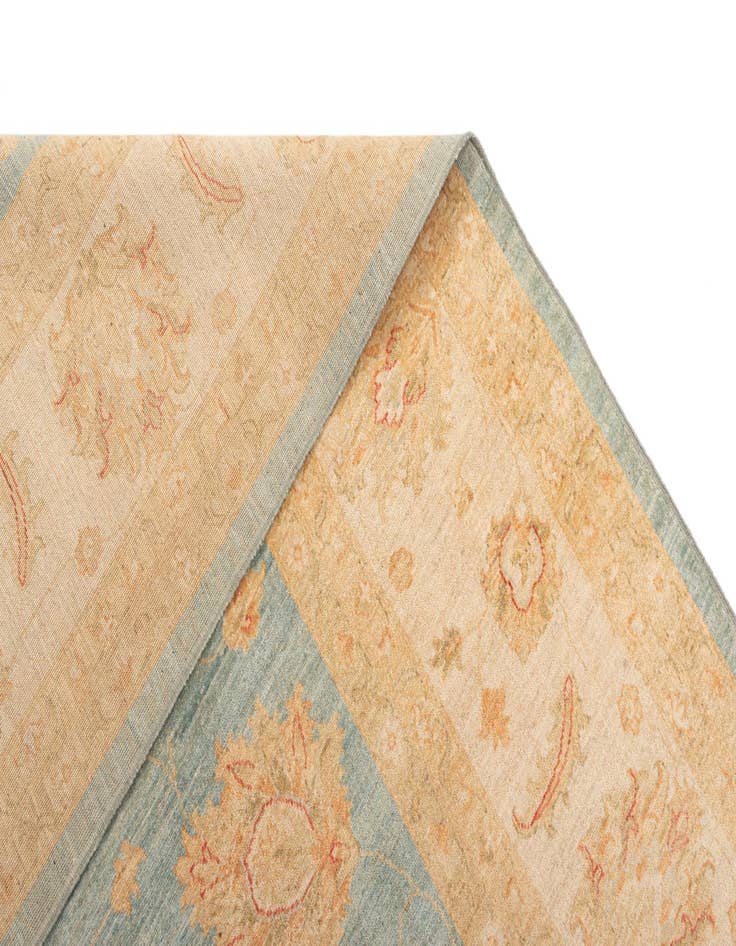 Detail image of  9' 11 x 14' 10 Kaizar Wool Rug