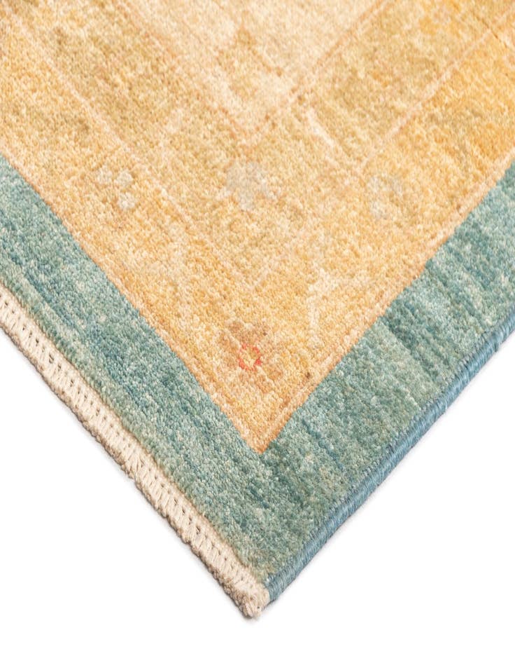 Detail image of  12' 10 x 16' 8 Kaizar Wool Rug