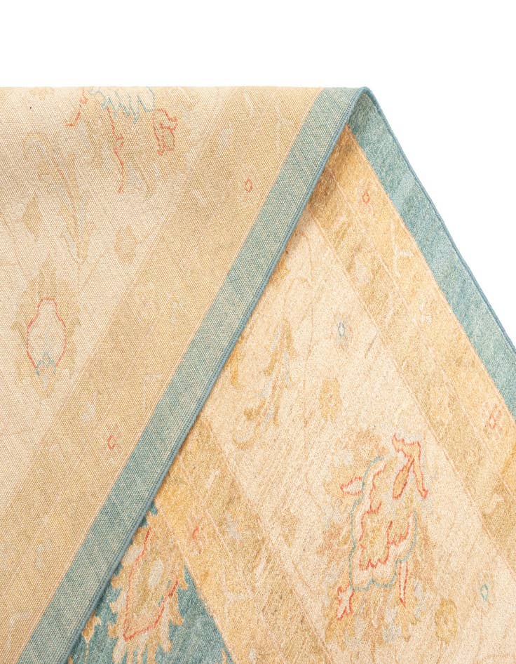 Detail image of  12' 10 x 16' 8 Kaizar Wool Rug