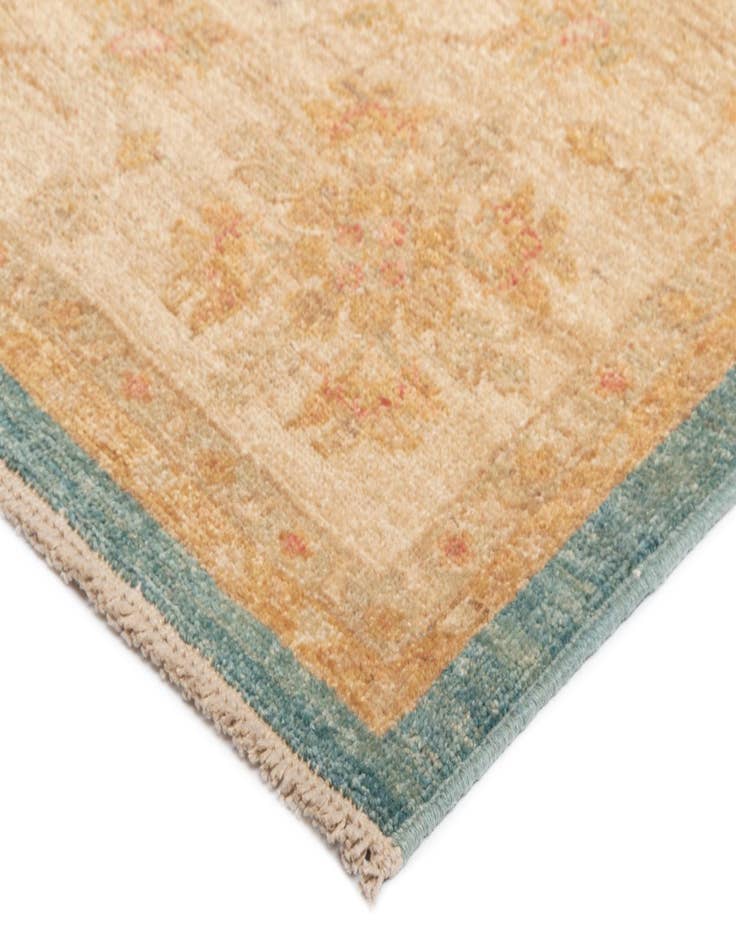 Detail image of  8' 4 x 9' 9 Kaizar Wool Rug