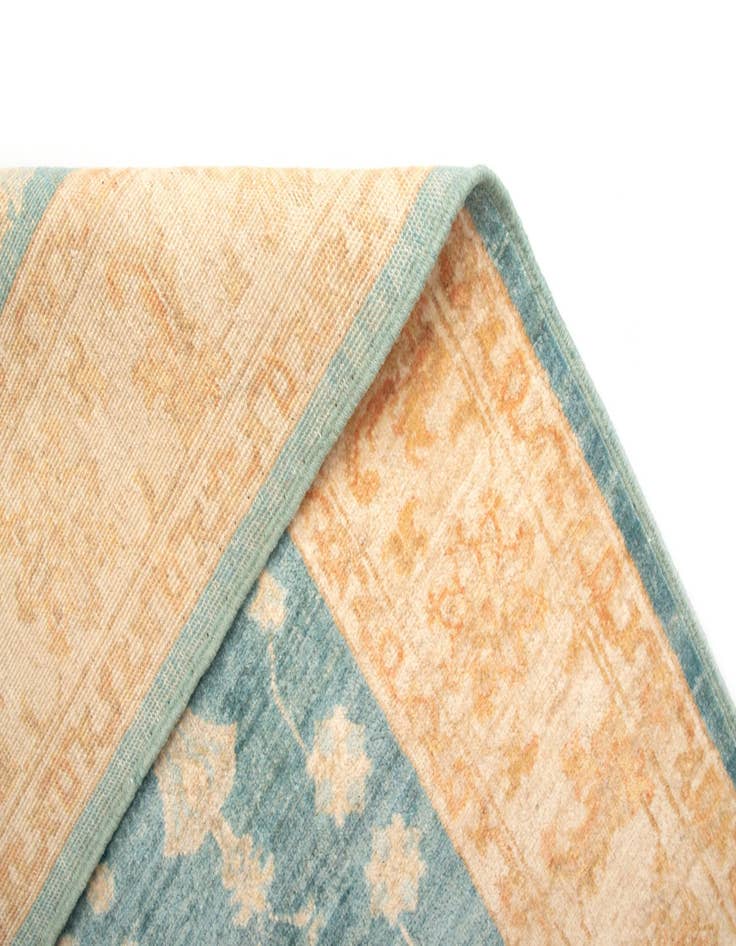 Detail image of  5' x 6' 7 Kaizar Wool Rug