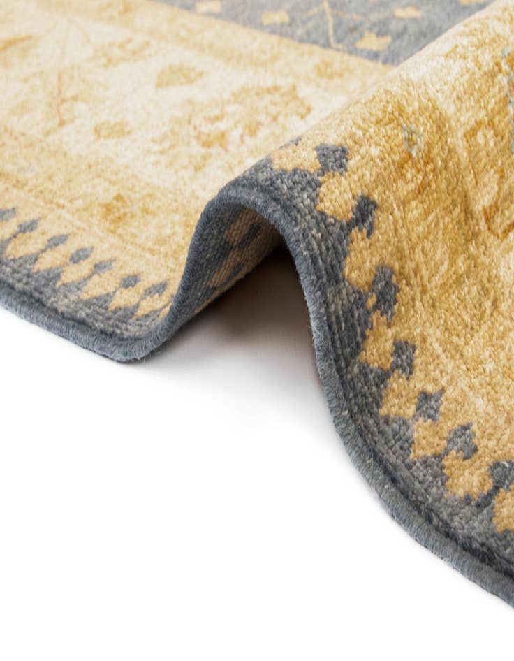 Detail image of  5' 10 x 7' 10 Kaizar Wool Rug