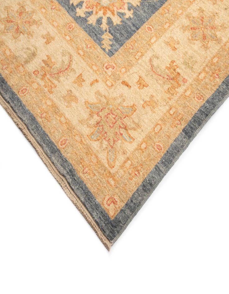 Detail image of  8' 2 x 11' 2 Kaizar Wool Rug