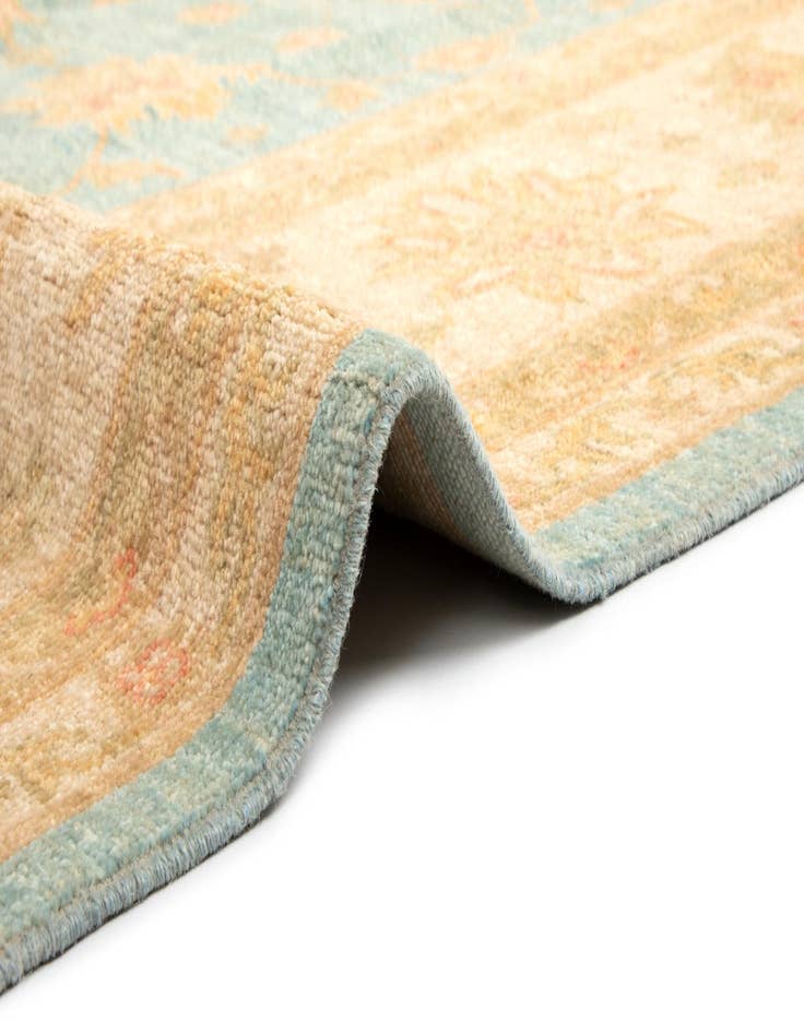 Detail image of  8' 5 x 11' 2 Kaizar Wool Rug