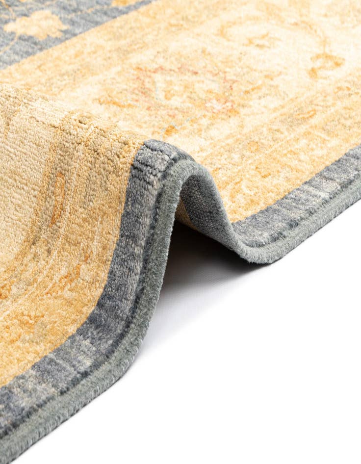 Detail image of  8' 2 x 11' 4 Kaizar Wool Rug