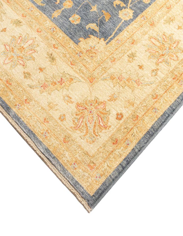 Detail image of  8' 2 x 11' 5 Kaizar Wool Rug