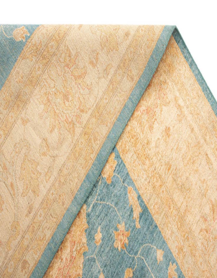 Detail image of  8' 4 x 11' 3 Kaizar Wool Rug