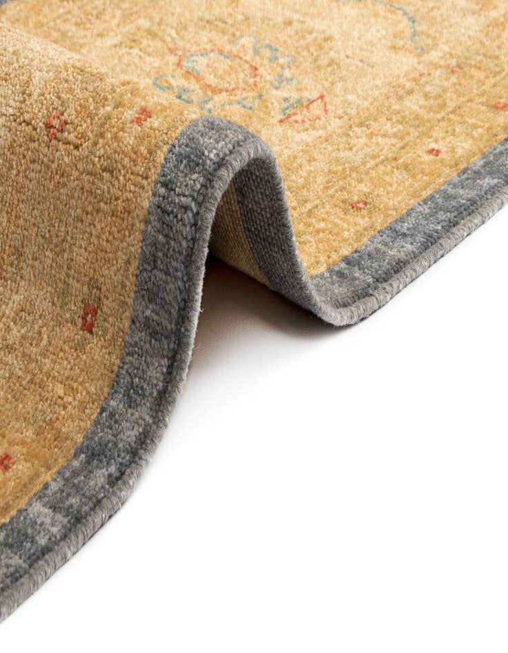 Detail image of  8' 10 x 12' 4 Kaizar Wool Rug