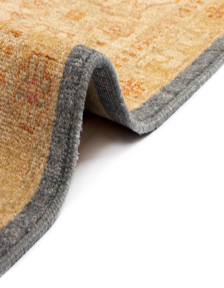 Detail image of  8' 9 x 12' 4 Kaizar Wool Rug